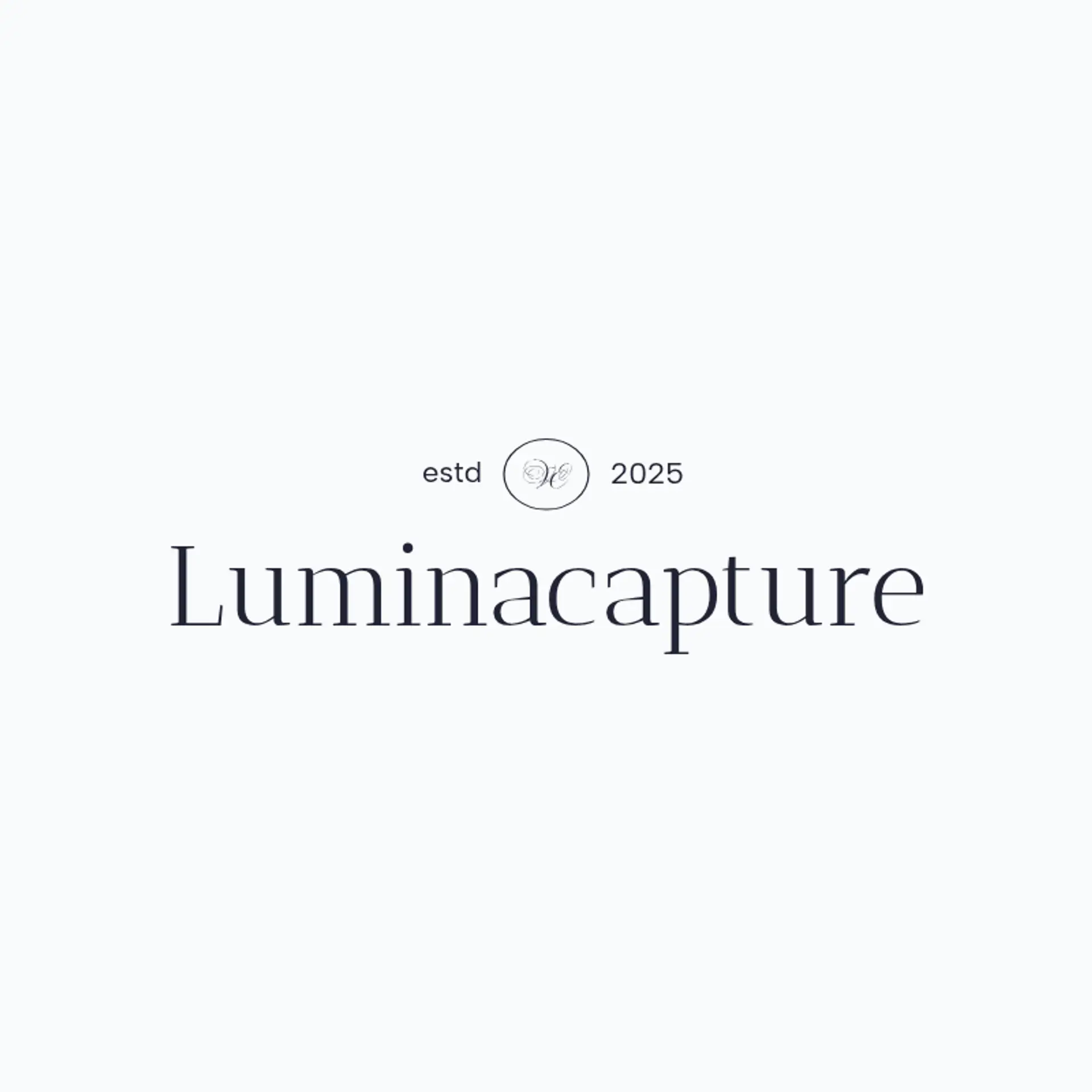 Clarity Lens Photography logo for simple photography
