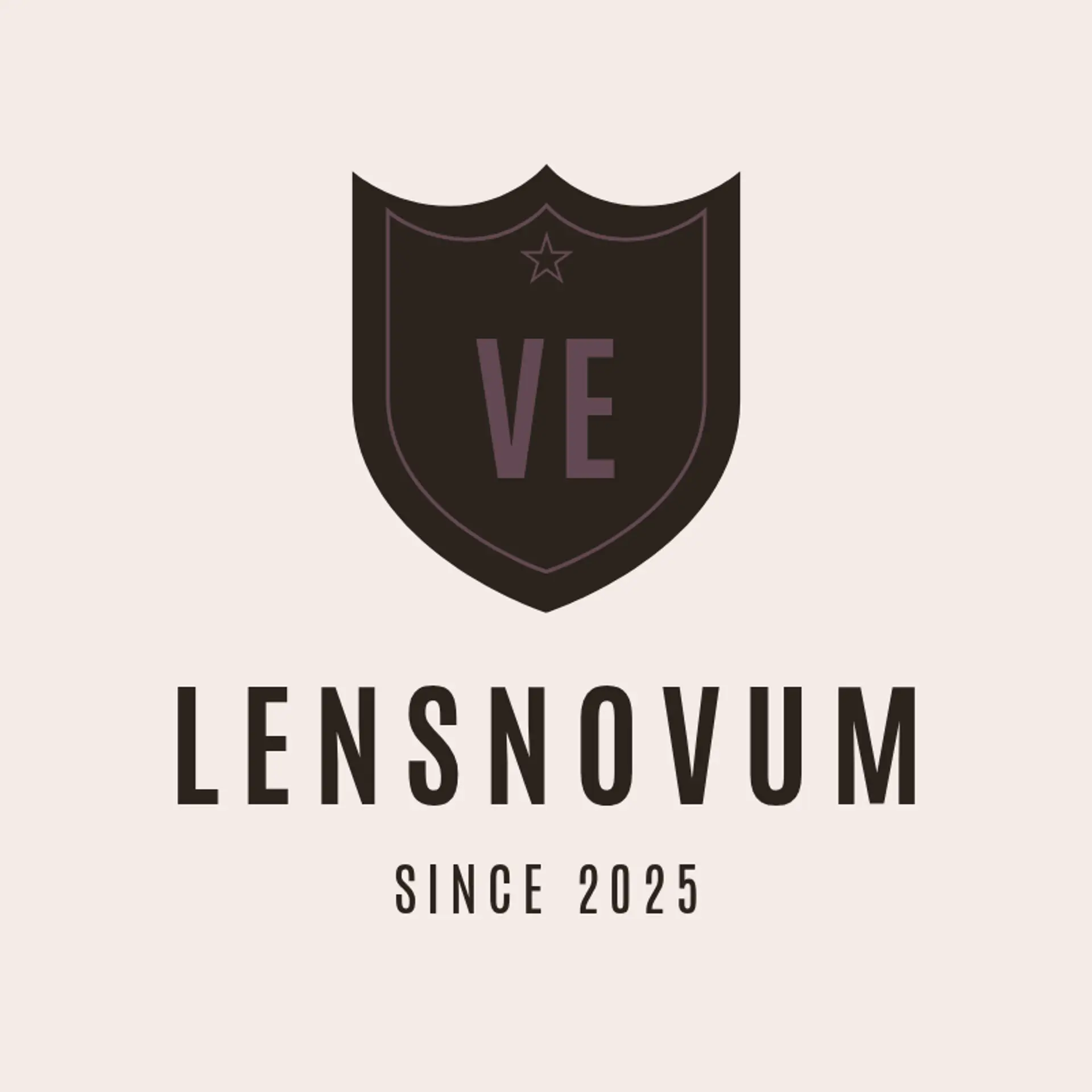 LensMosaic logo for unique photography