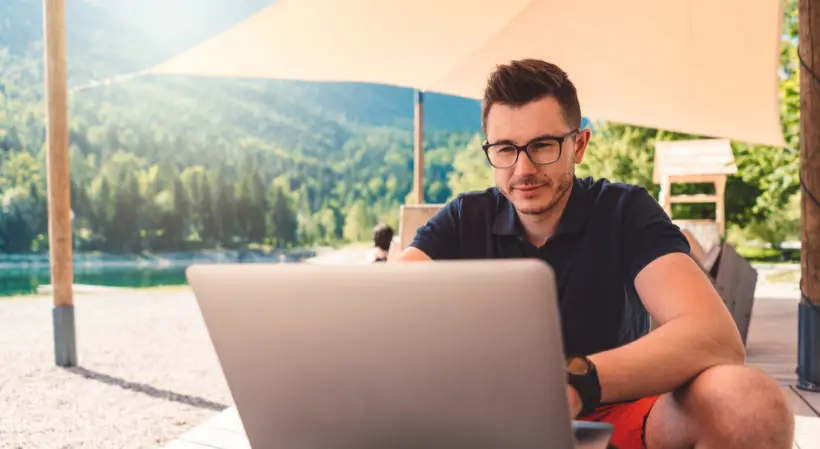 How To Thrive As A Digital Nomad And Choose The Best Coworking Spaces