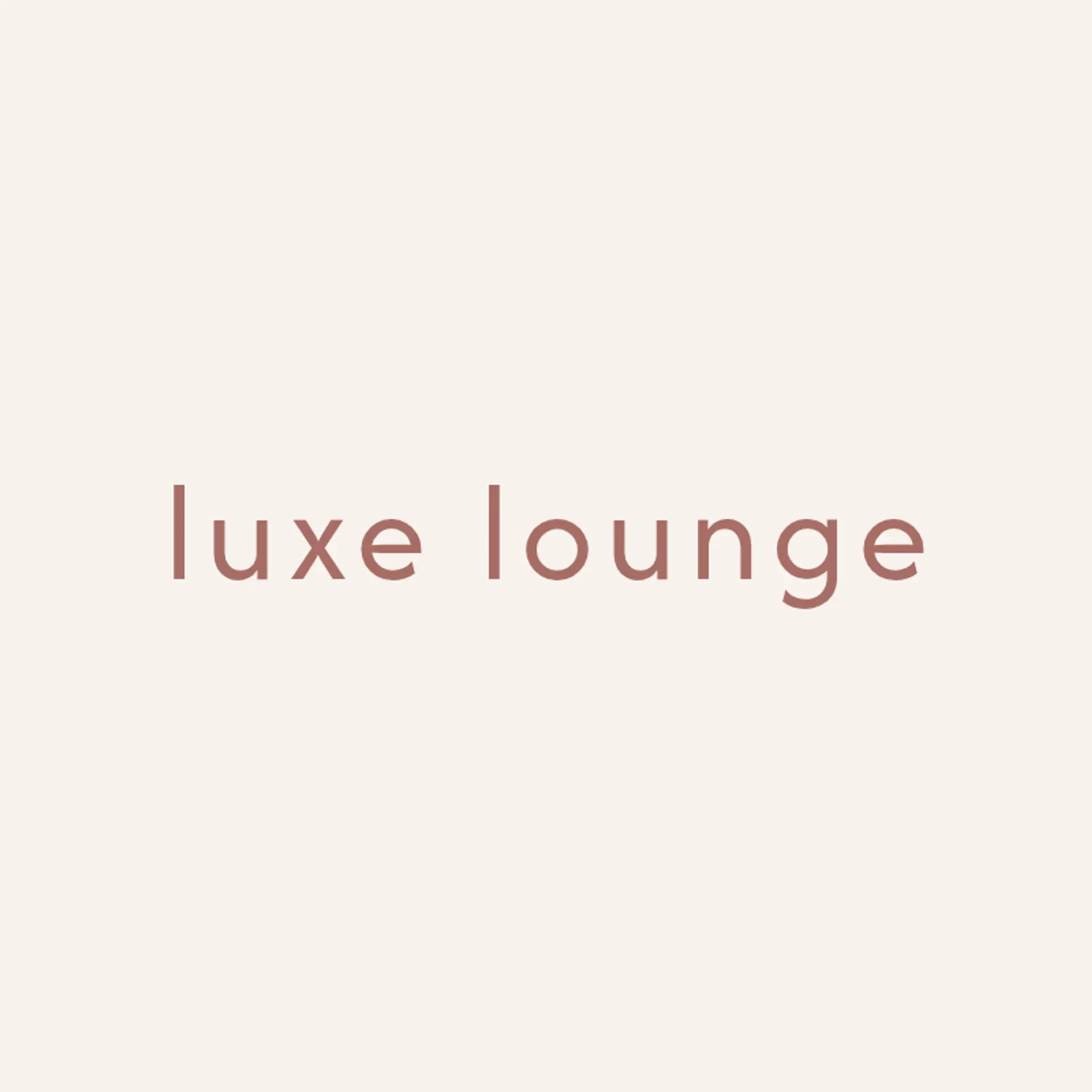 Luxe Lounge logo for beauty fashion