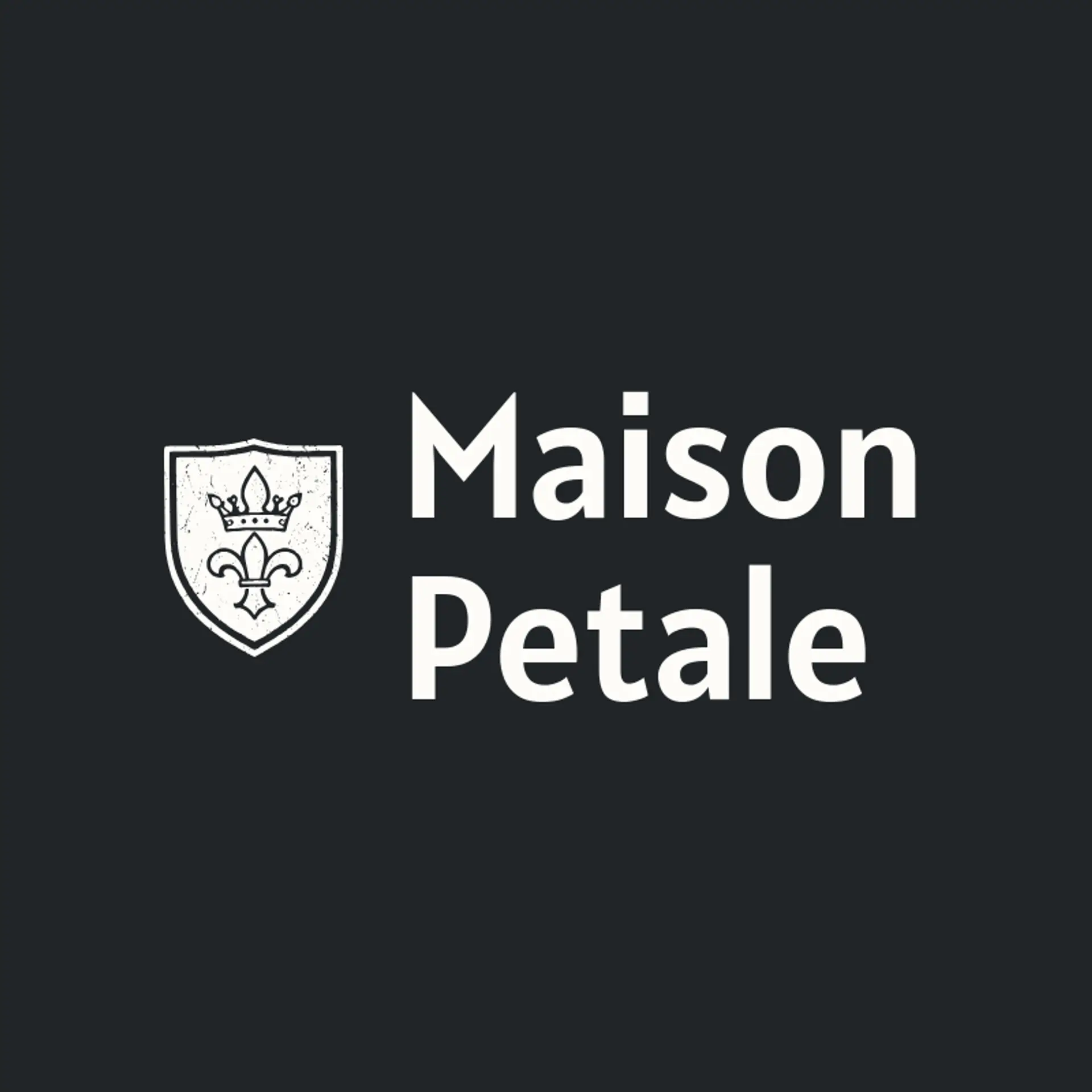 Maison Petale logo for fleur de lis