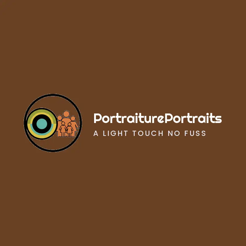 Retro portrait studio logo with a camera lens and a family group