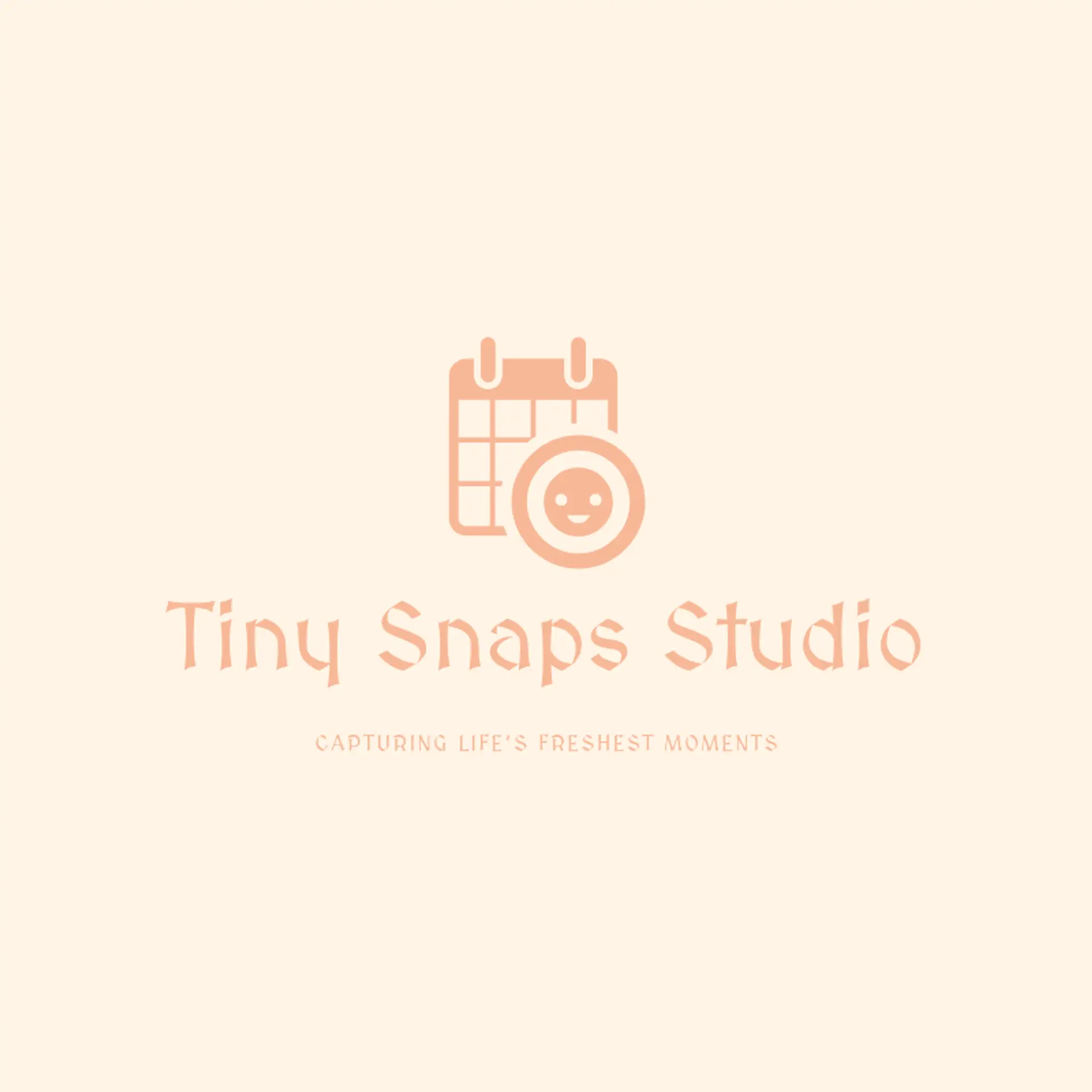 Tiny Snaps Studio logo for newborn photography