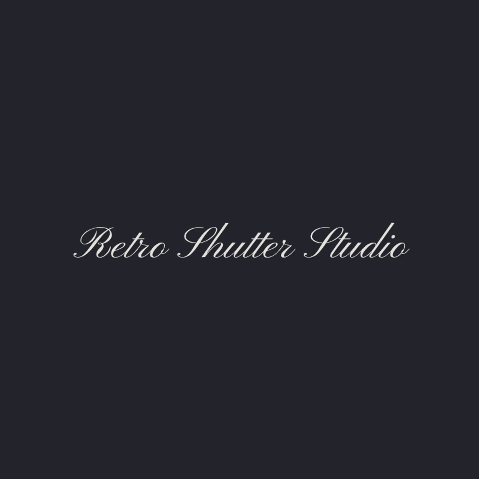 Retro Shutter Studio logo for vintage photography