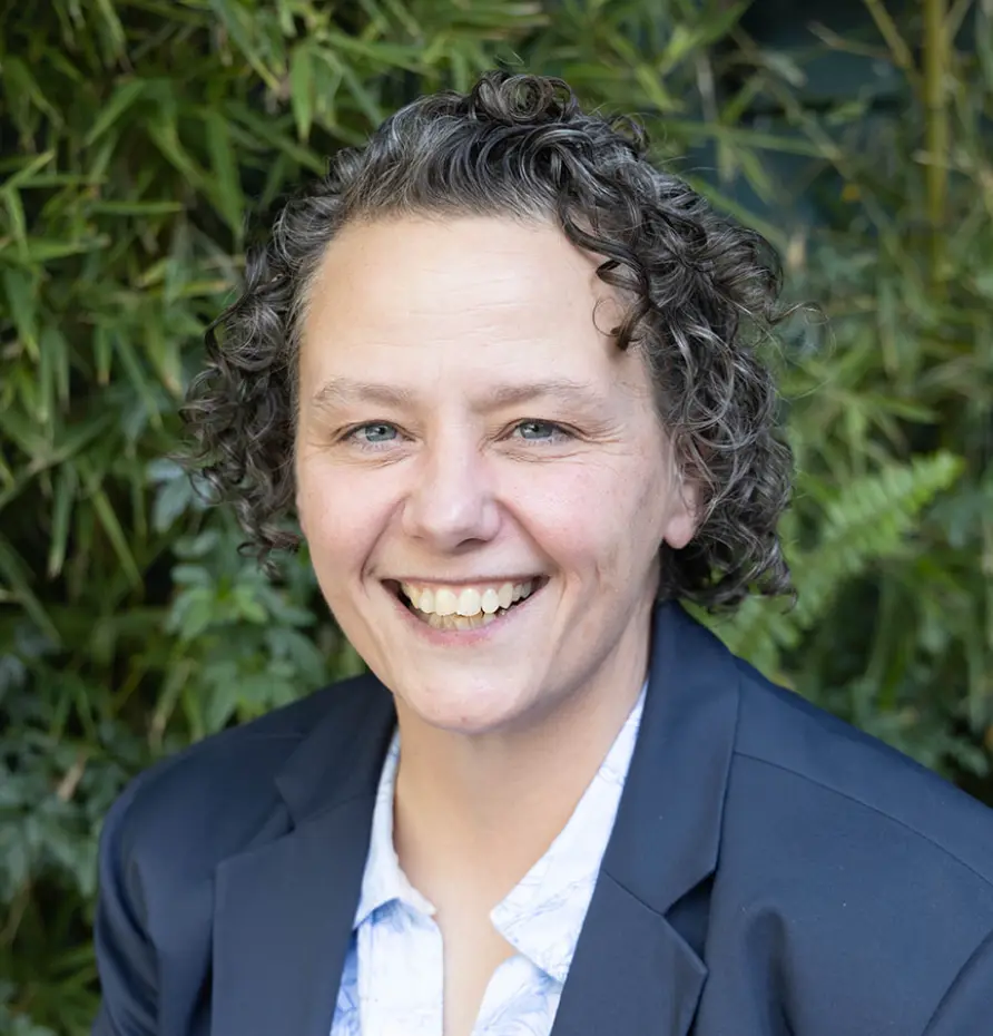 Kellie Peterson joins the free logo maker as the new CEO