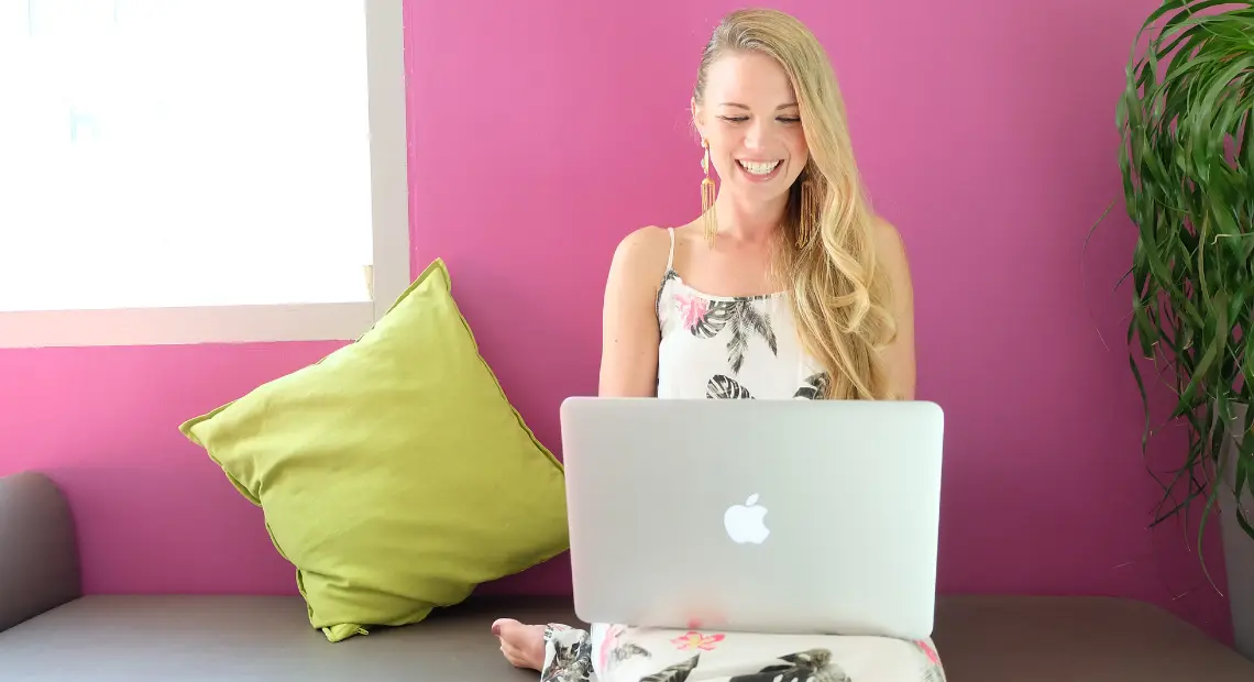 Solopreneur Vs Entrepreneur: What's The Difference?