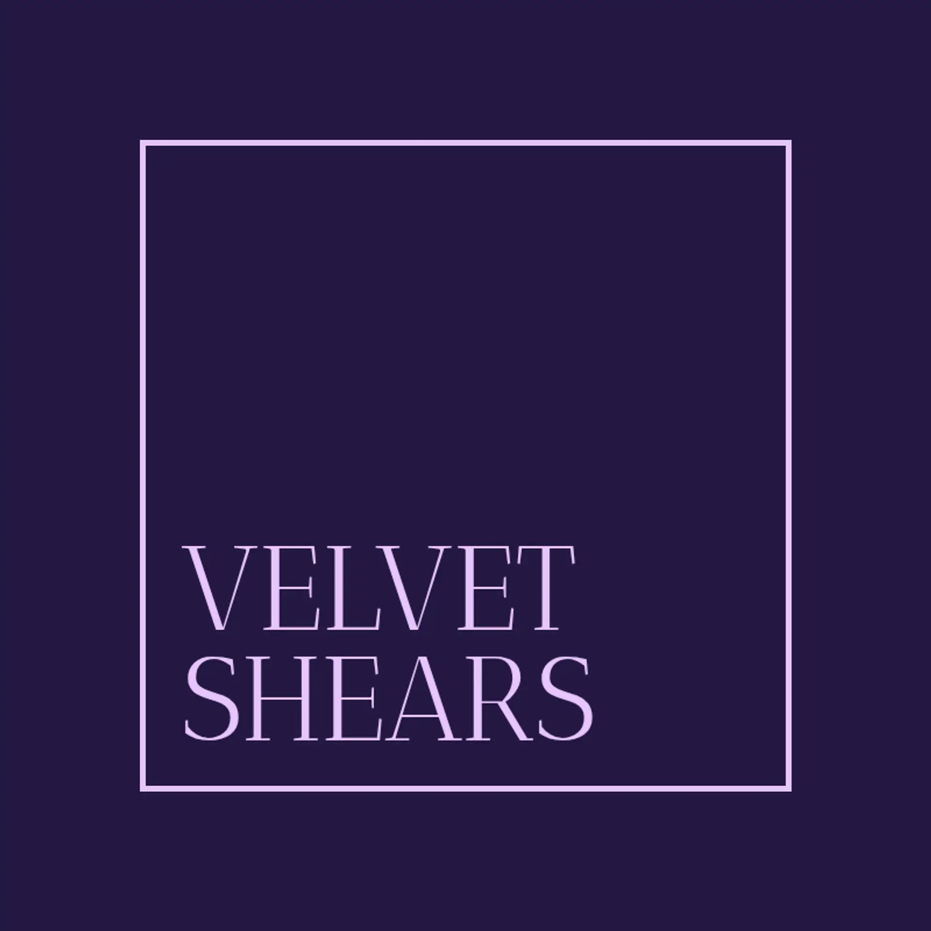 Luxe Strands logo for hair salon