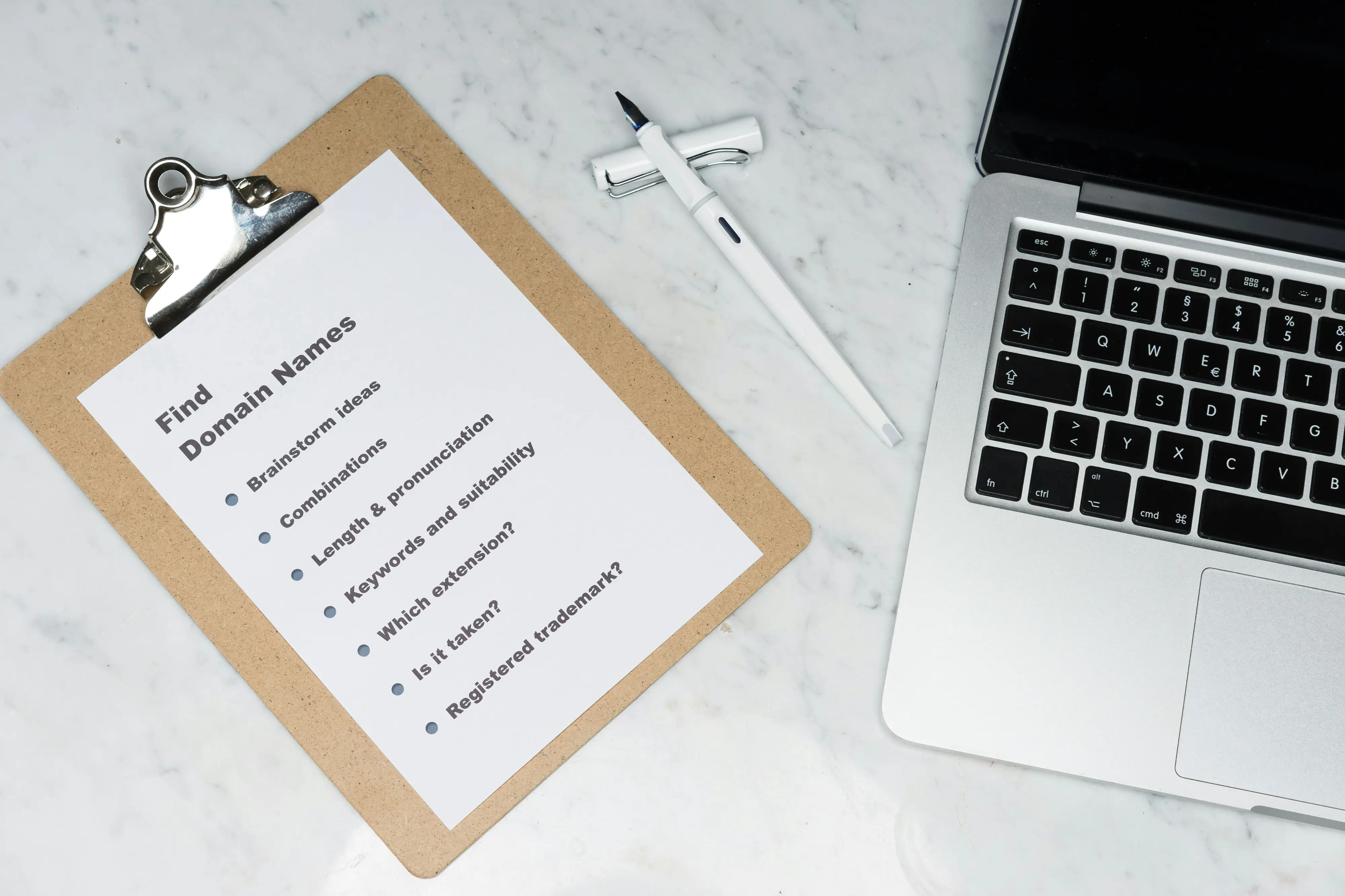 How to Choose a Domain Name And Reach Your Customers